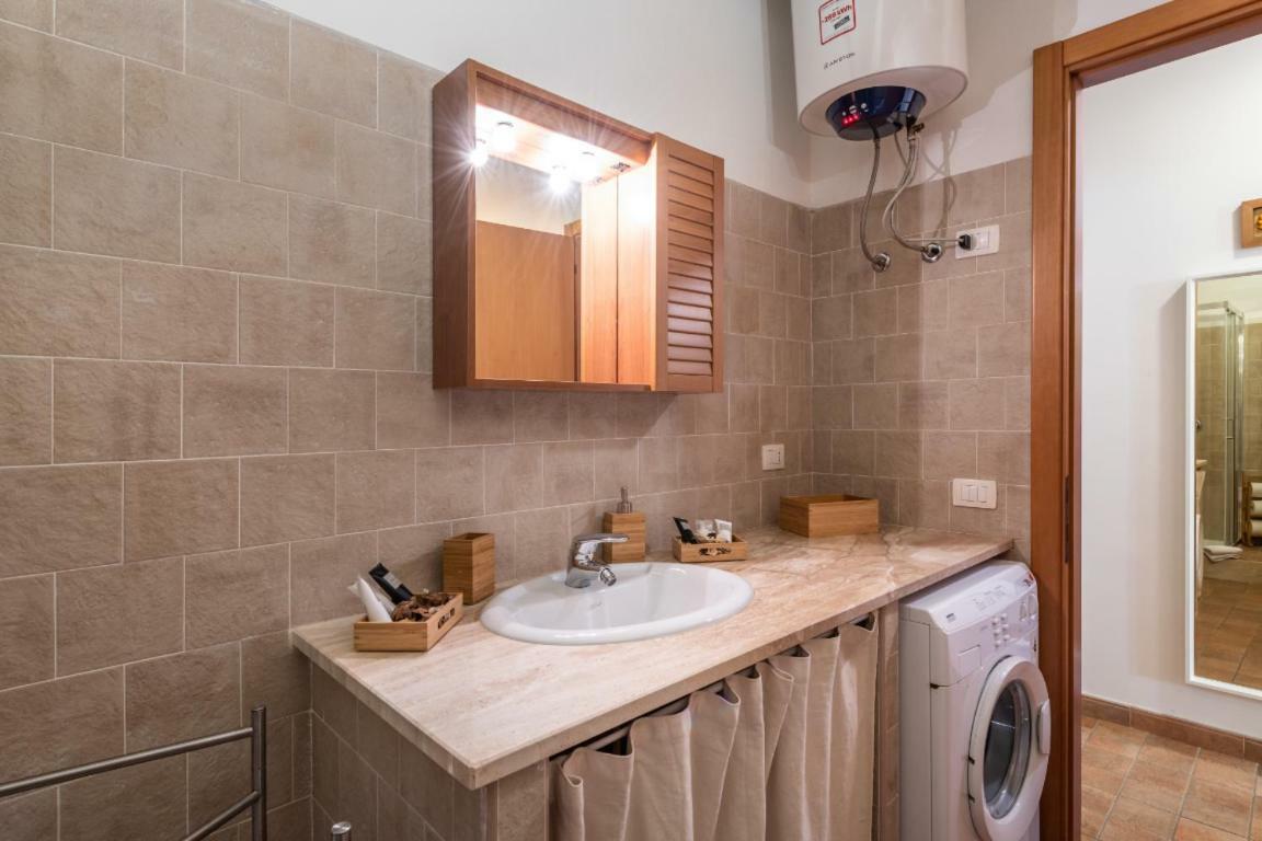 Remy Apartment Cagliari Buitenkant foto